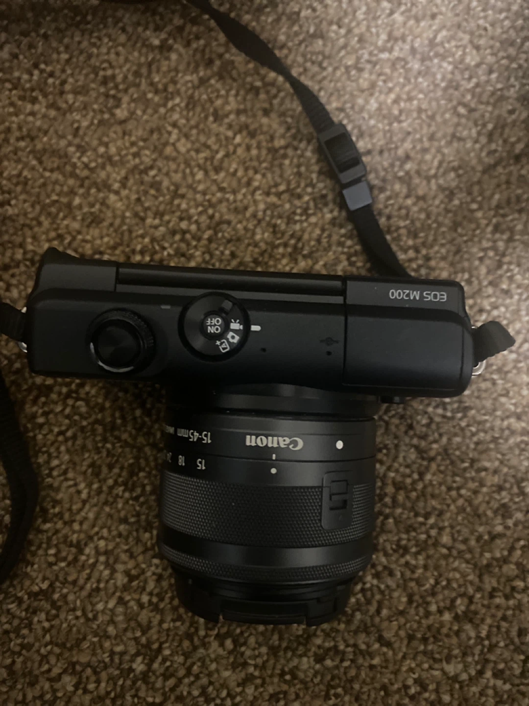 Canon EOS M200 Mirrorless Camera with 15-45mm Lens - photo 4