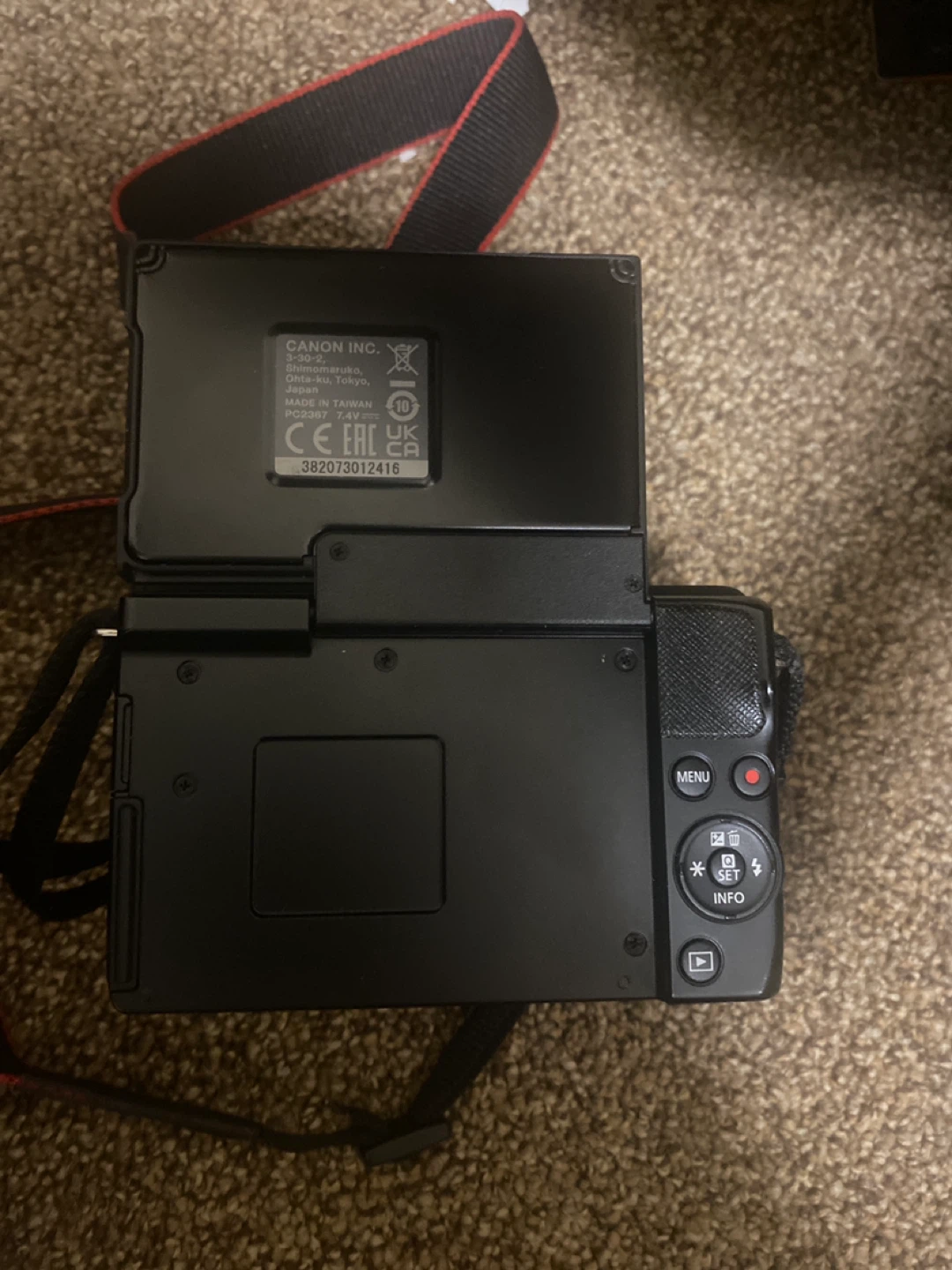 Canon EOS M200 Mirrorless Camera with 15-45mm Lens - photo 5