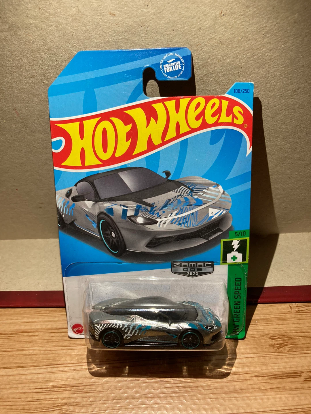 Hot Wheels / Automobili Pininfarina Battista / Zamac