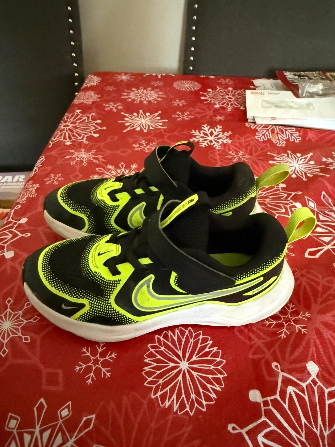 Nike Kids Running Shoes Black/Neon Yellow