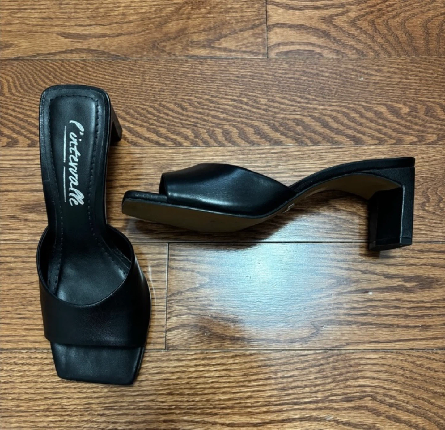 L’intervalle Visalia Sandals, Size 37