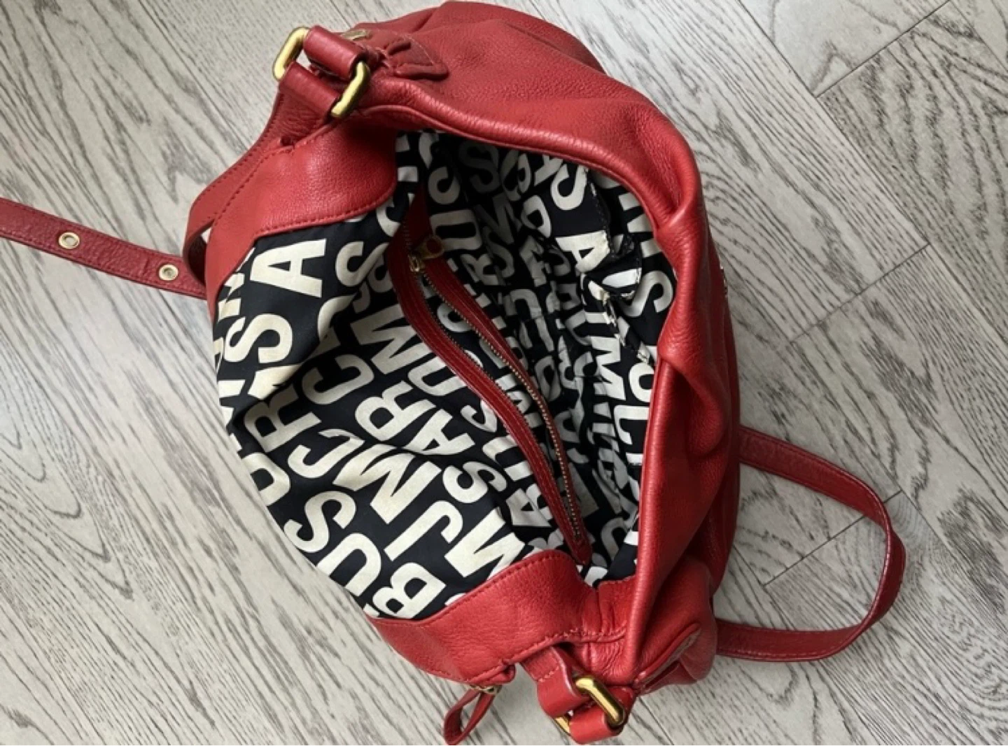 EUC - Marc Jacobs Natasha Q Bag - photo 4