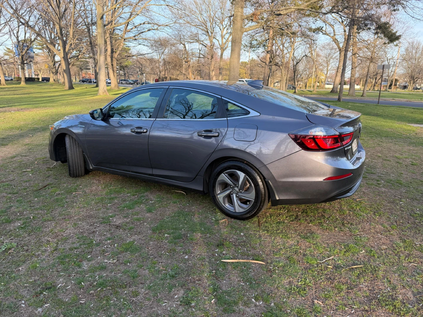 2019 Honda Insight Touring Sedan - photo 3