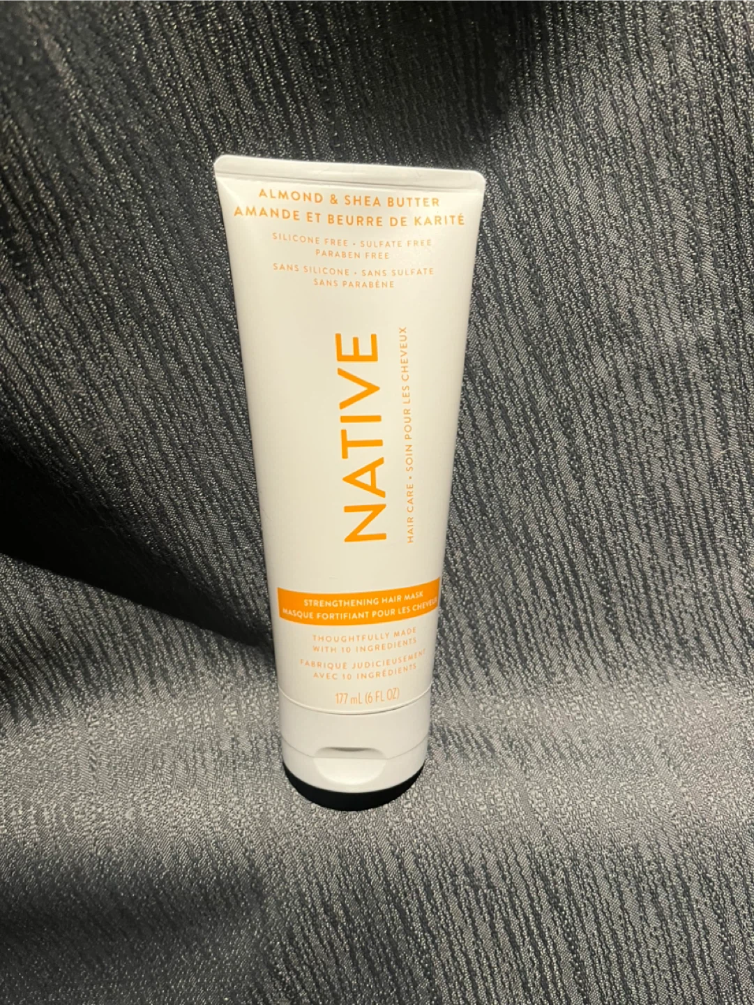 Native Strengthening Hair Mask with Almond & Shea Butter