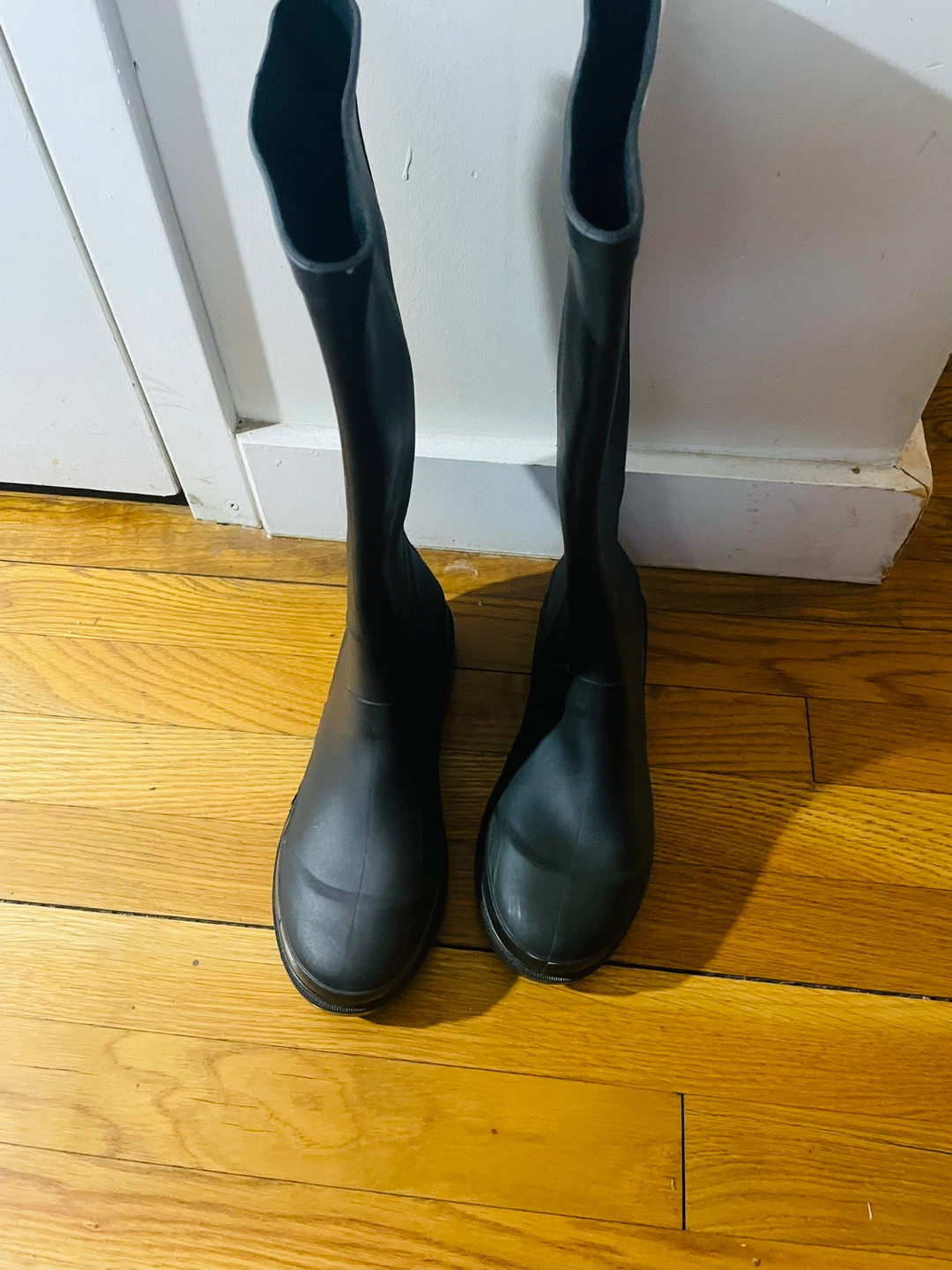 Marc Jacobs Black Rubber Rain Boots Size 38 - photo 2