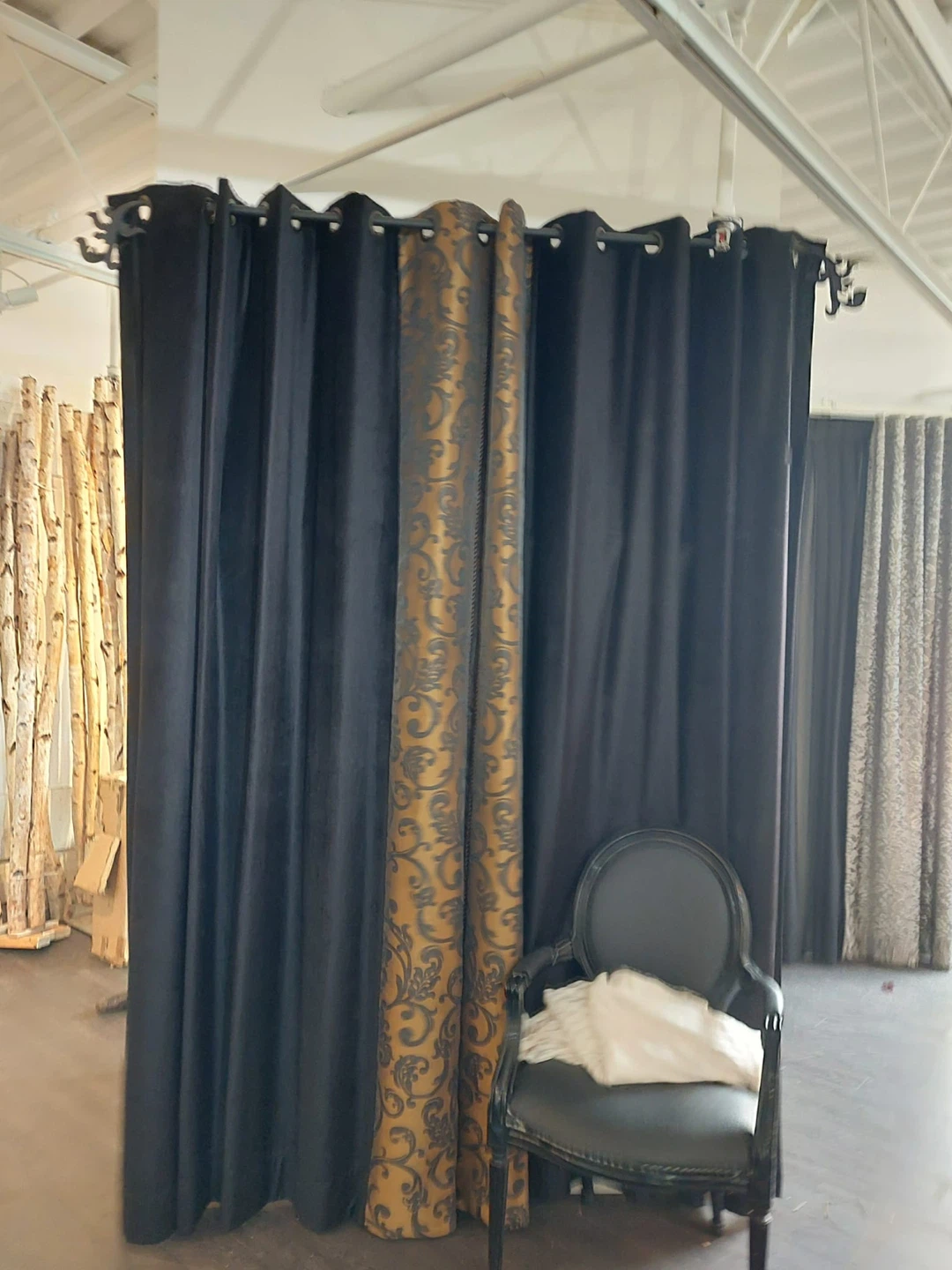 Decorative Curtains with Gold Damask Pattern