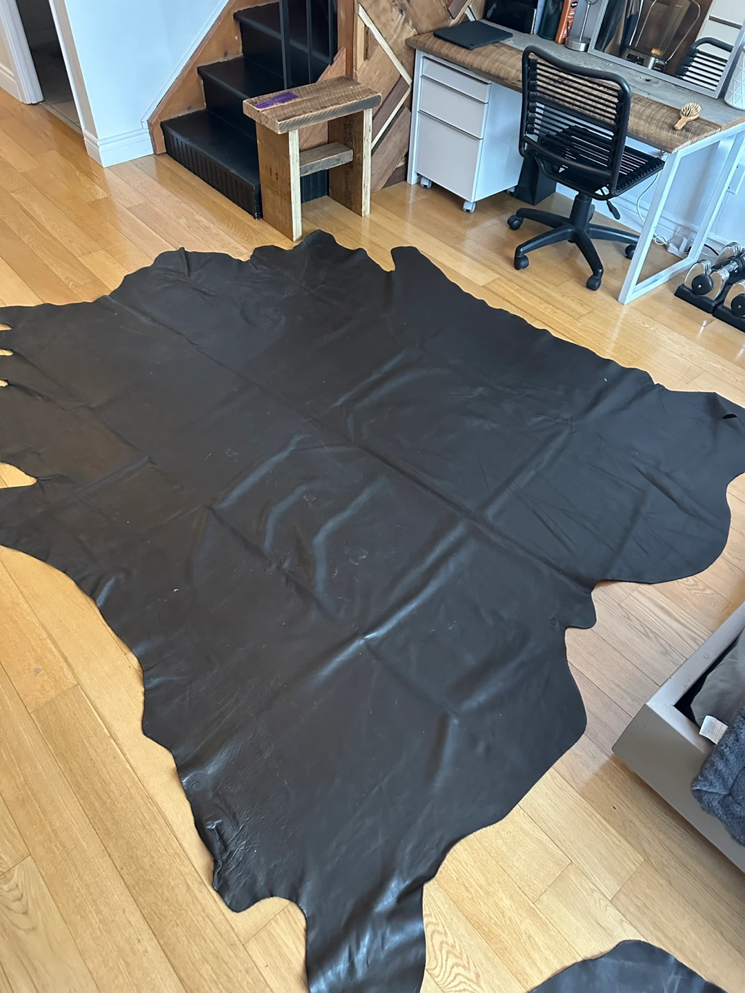 LARGE FULL GRAIN ITALIAN LEATHER UPHOLSTERY RUG CRAFT FURNITURE - photo 4