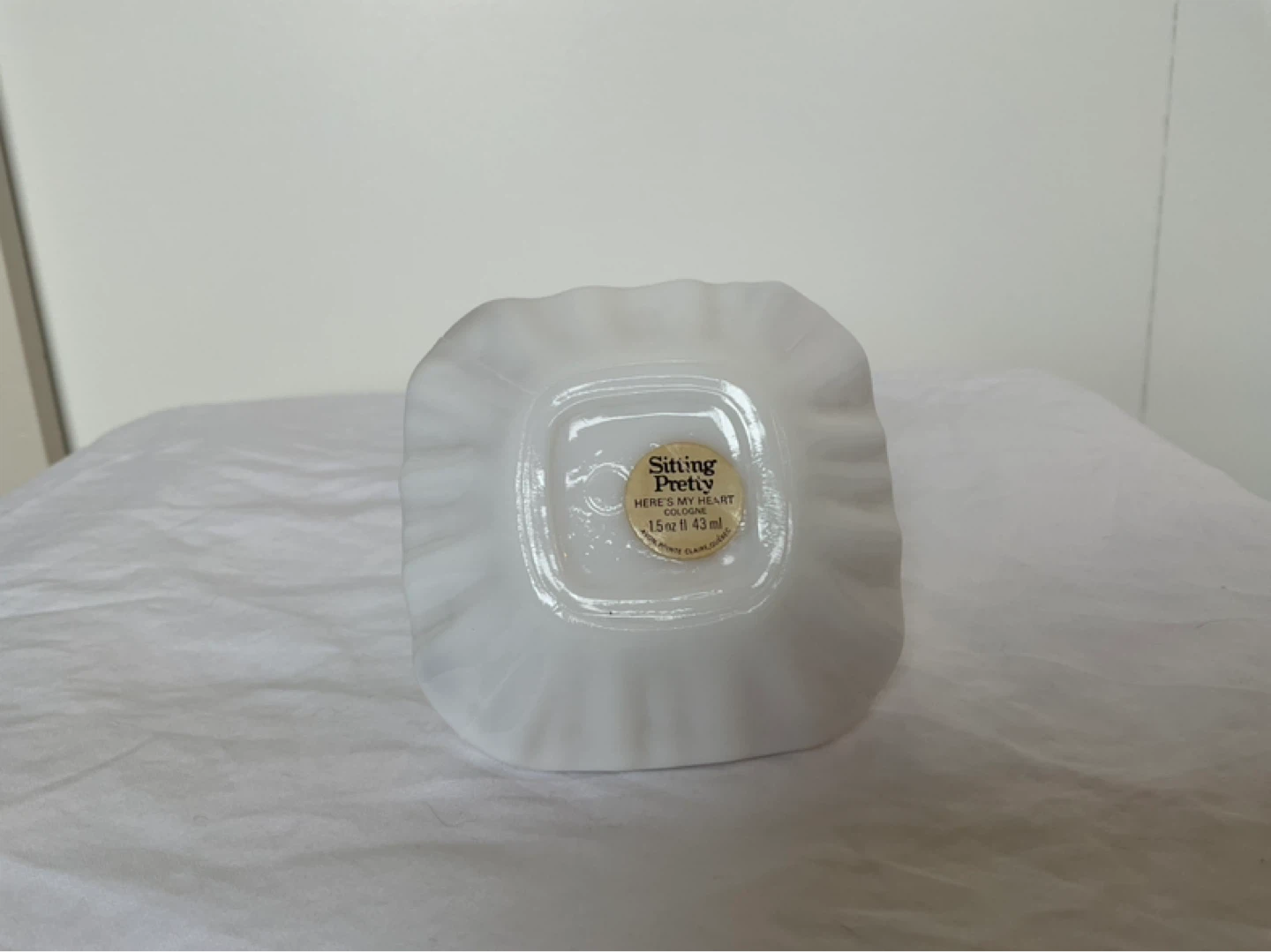 Vintage 1970’s “Sitting Pretty” cat pillow cologne bottle - photo 2