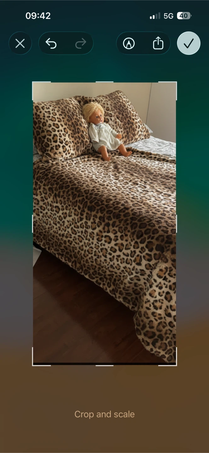 Faux Fur Leopard Print Blanket - photo 3