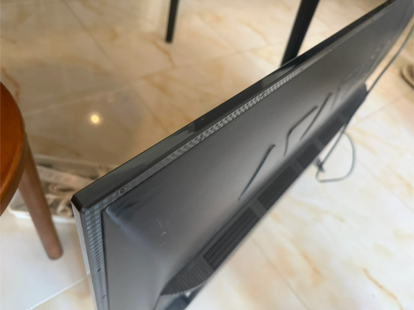TCL Roku 43” TV 4K HDR - photo 4