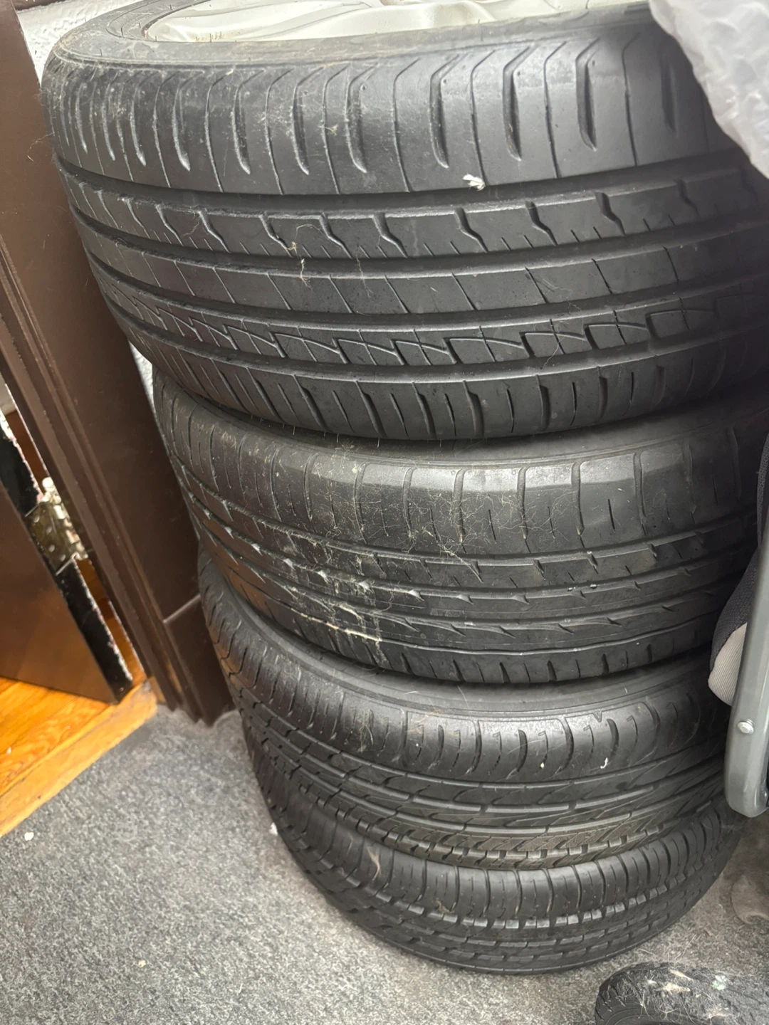 Set of 4 Acura Alloy Wheels and Tires