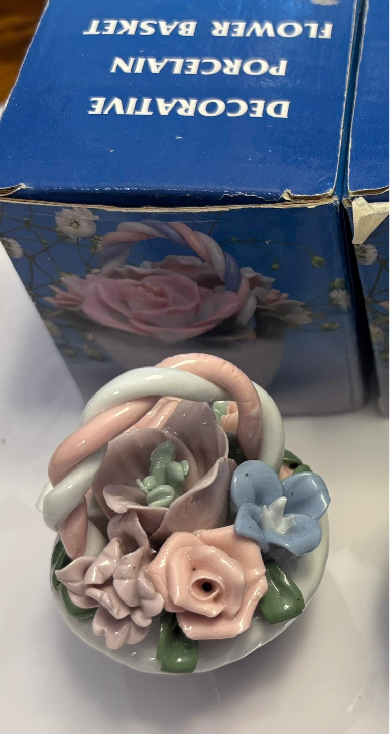 ✨✨Decorative Porcelain/Ceramic Flower Baskets - photo 2