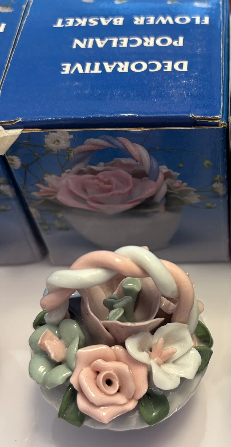 ✨✨Decorative Porcelain/Ceramic Flower Baskets - photo 3
