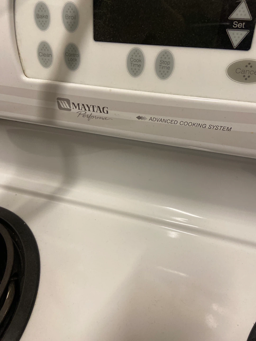 Maytag Performa Electric Stove - photo 2