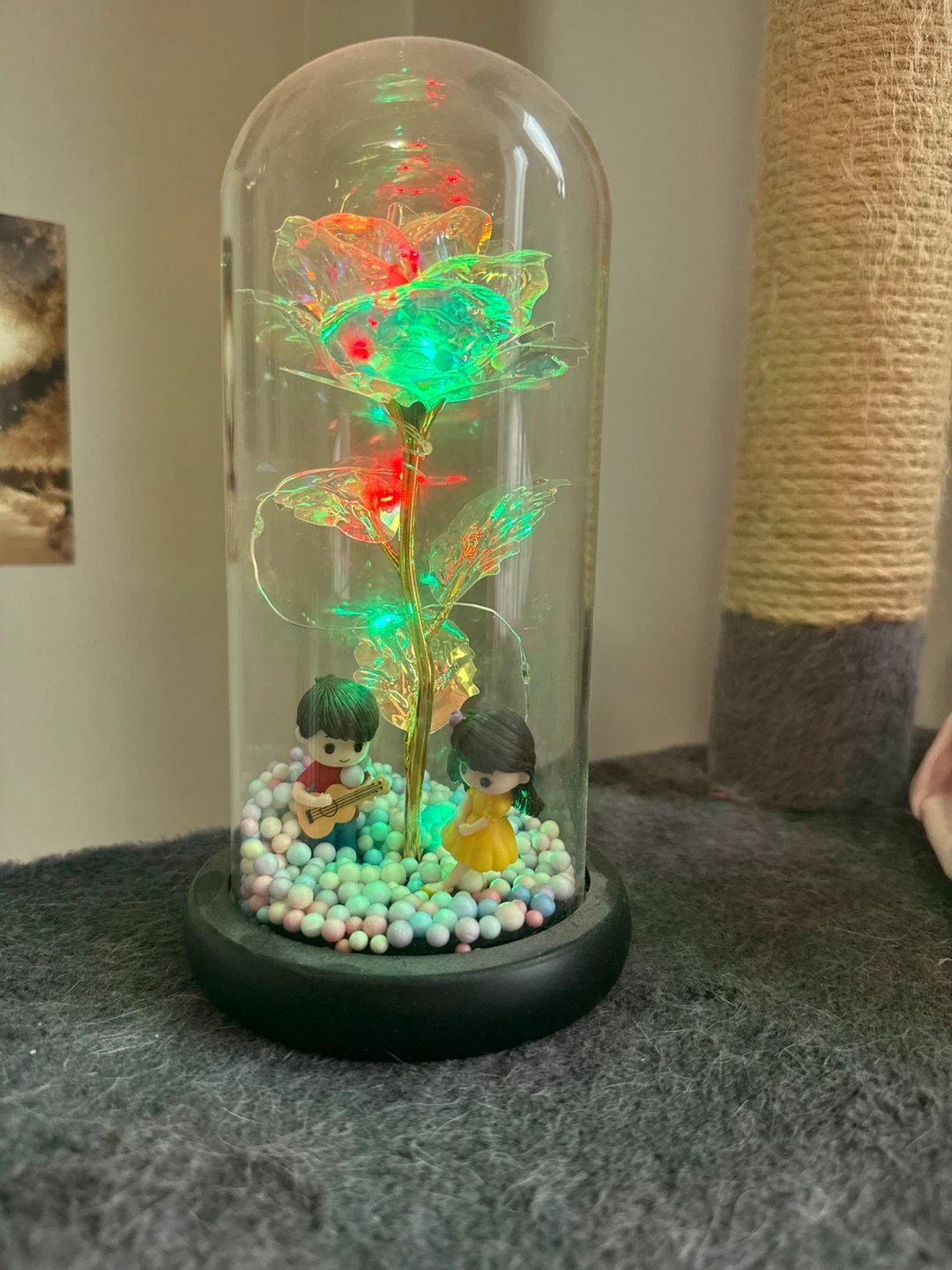 Enchanted Rose Dome with Couple Figurines - photo 2