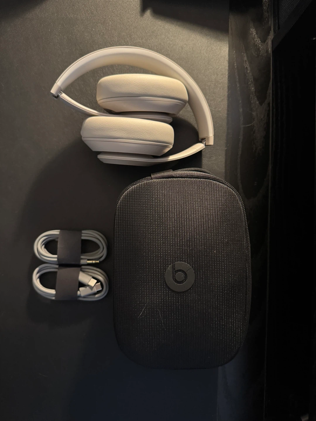 🔥 Beats Studio Pro (Sandstone)