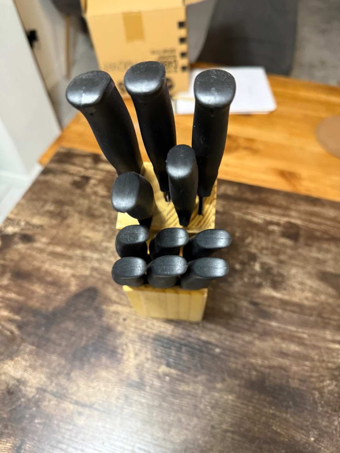 Kitchen Knife Set with Wooden Block - photo 3