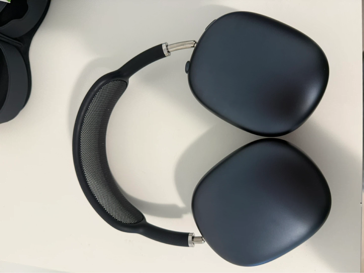 Apple AirPods Max Headphones - photo 2