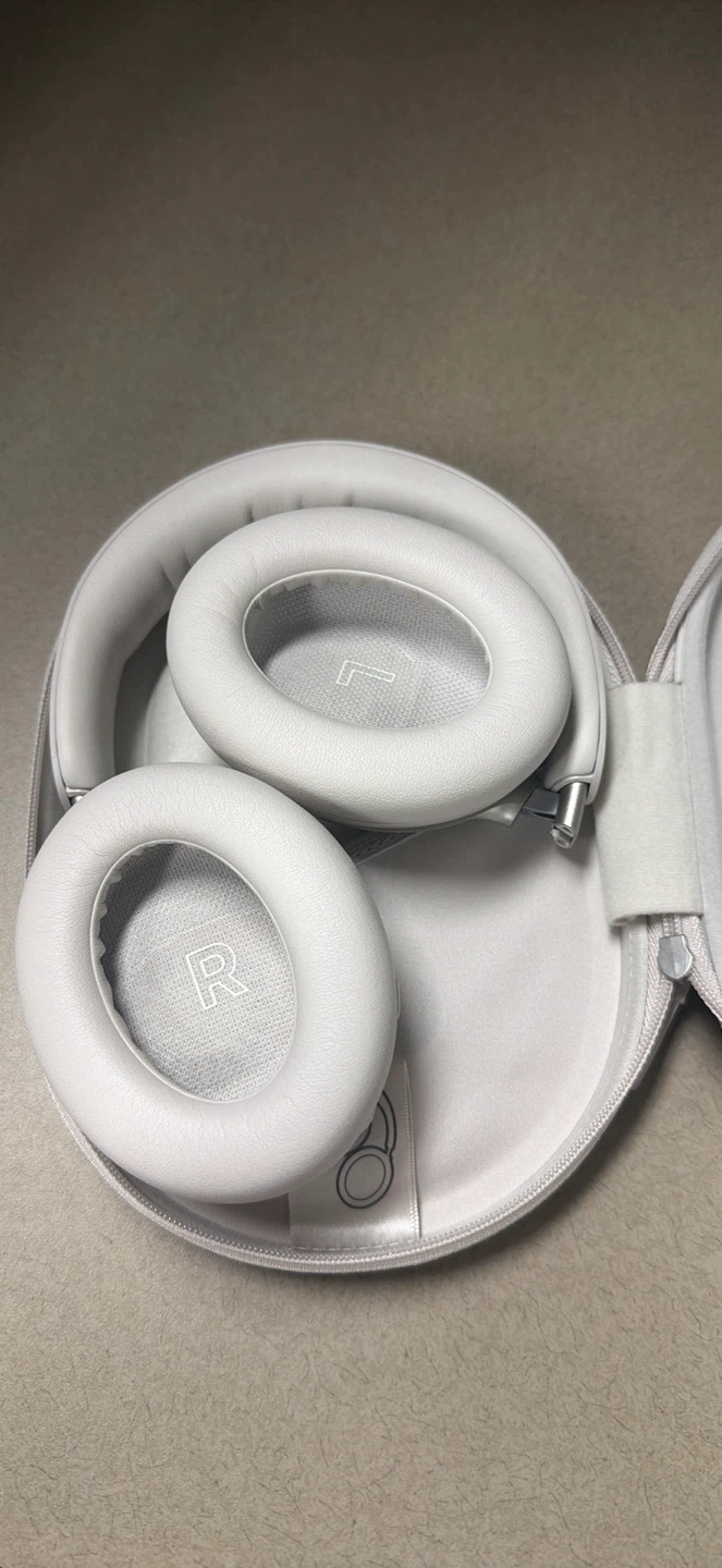 Bose QuietComfort Ultra Headphones - photo 3