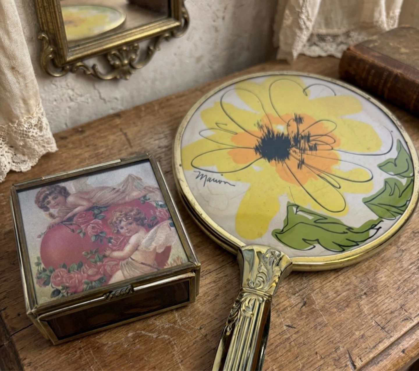 Via Vermont Angel Jewelry Box & Retro Hand Mirror by Marion. - photo 2
