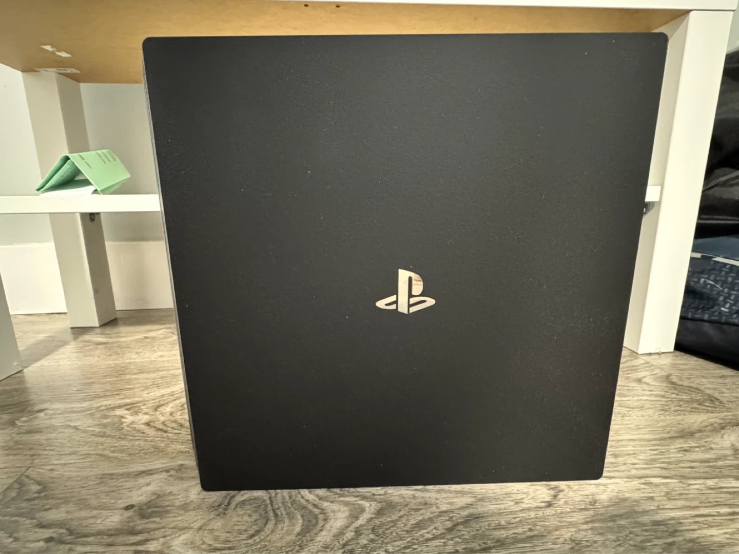 Sony PlayStation 4 Pro 1TB Console - photo 4