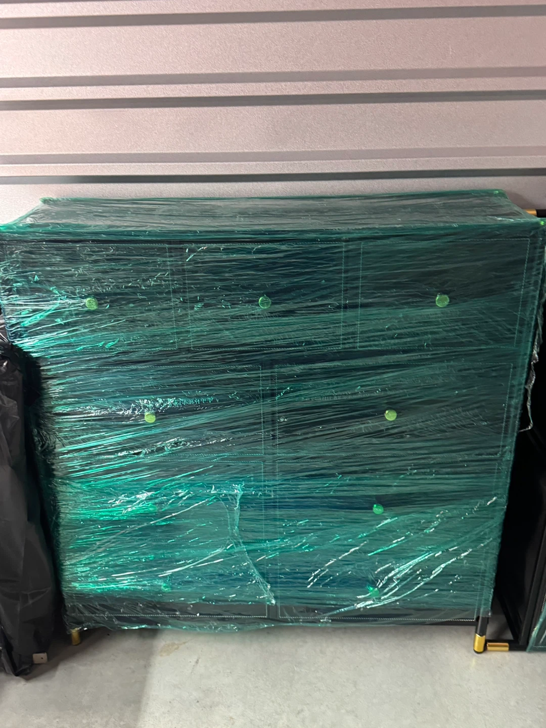 EVERYTHING MUST GO TODAY! - photo 2