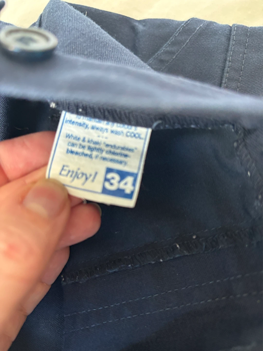Tilley Endurables Navy Shorts - Size 34 - photo 2
