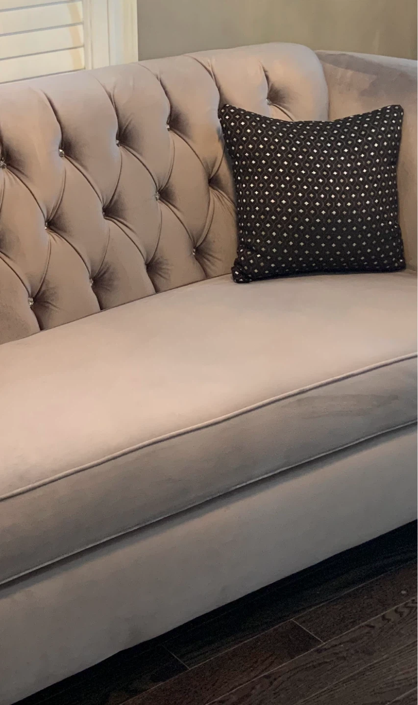 Tufted Velvet Sofa and love seat with Decorative Pillows - photo 4