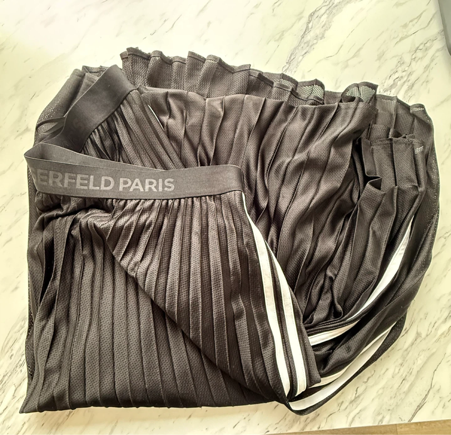 Karl Lagerfeld Paris Black Pleated Skirt - XL