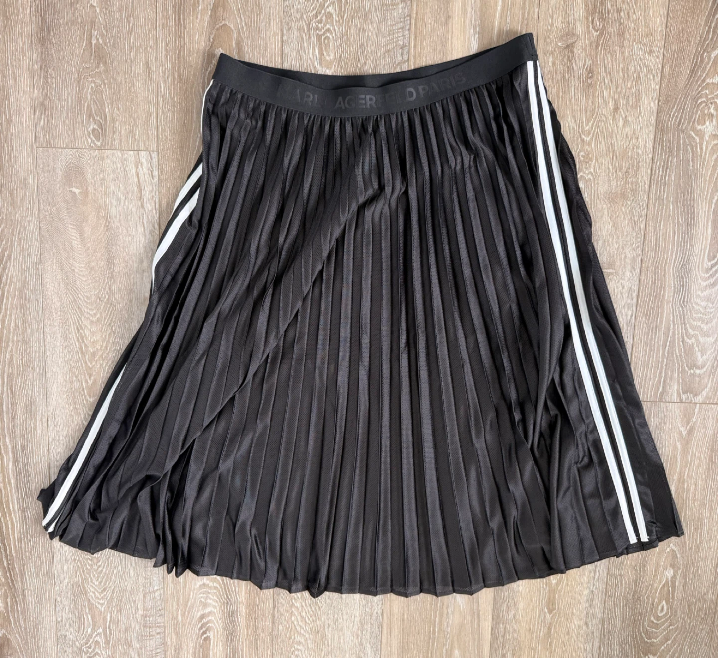 Karl Lagerfeld Paris Black Pleated Skirt - XL - photo 2