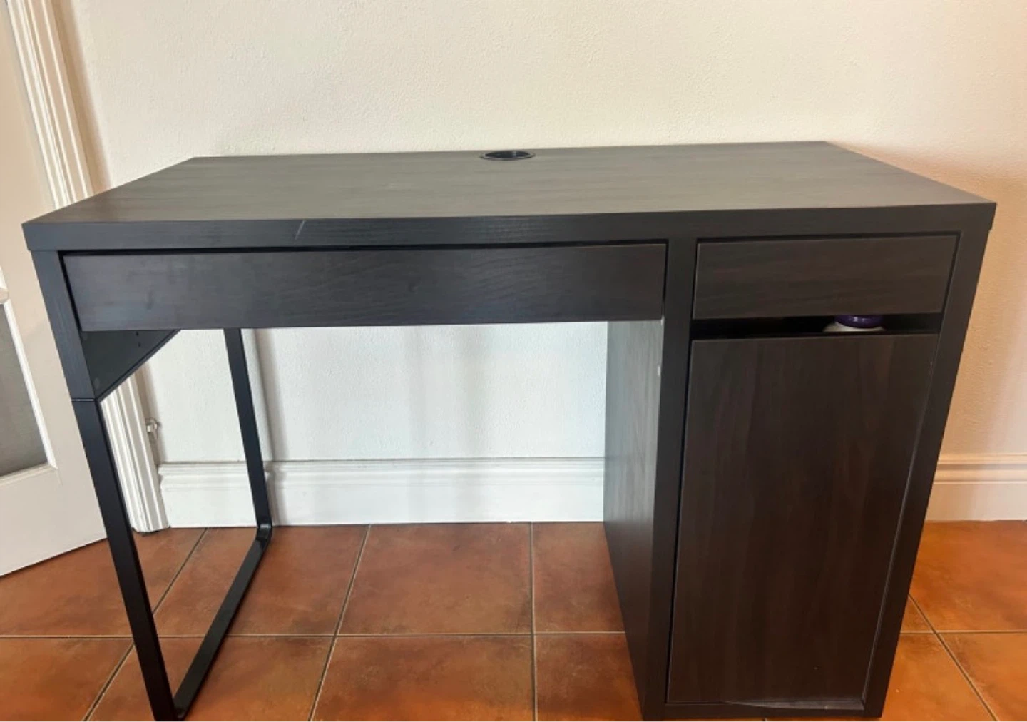 Ikea Micke desk *Delivery available - photo 3