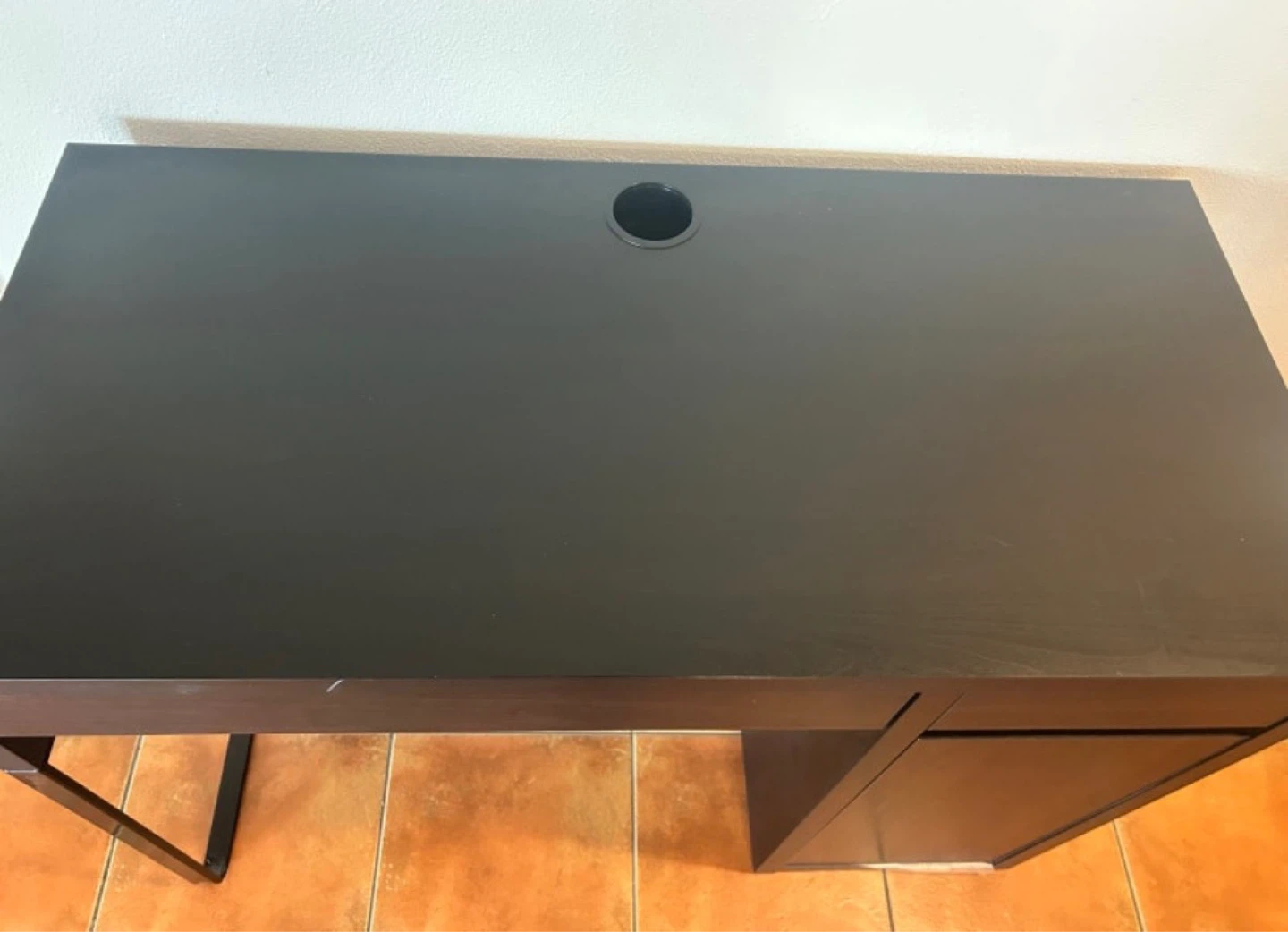 Ikea Micke desk *Delivery available - photo 2