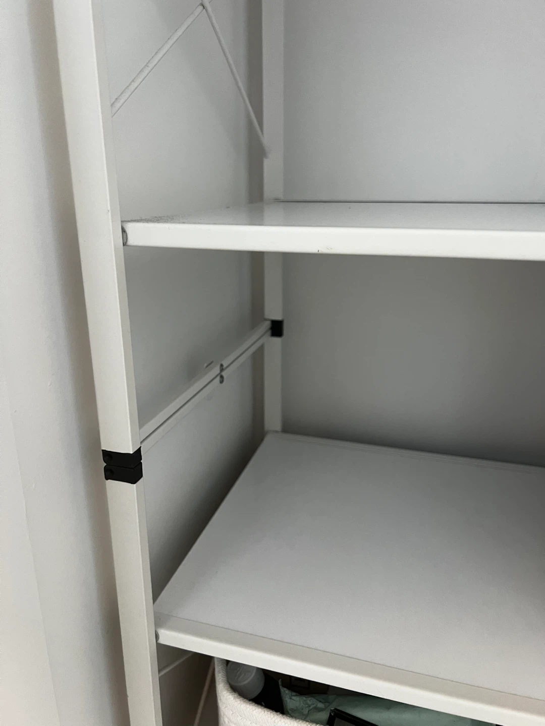 White Shelving Unit - 5 shelves - photo 3