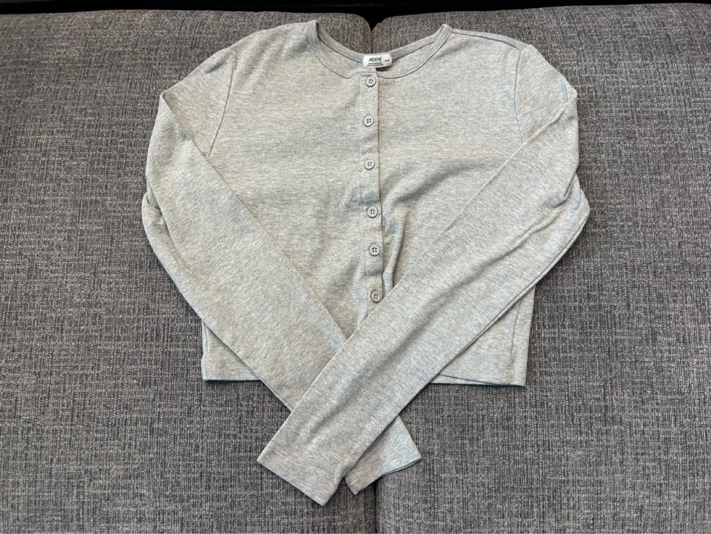 Ardene Grey Button-Up Cropped Long Sleeve Shirt - M/M