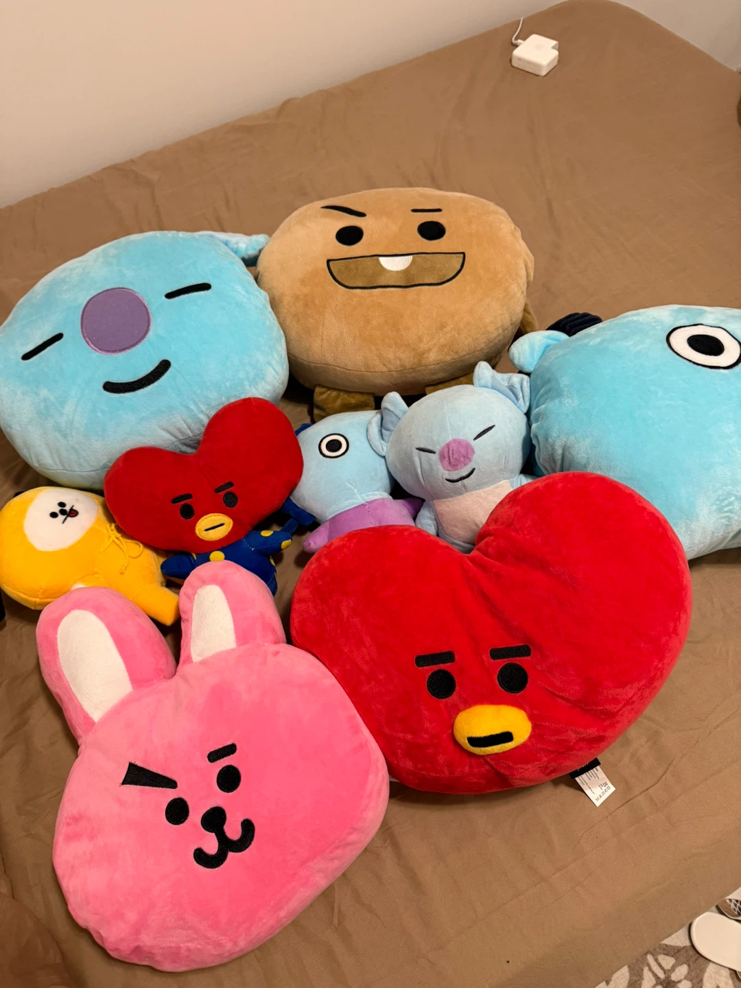 BT21 Plush Toys Set - photo 3