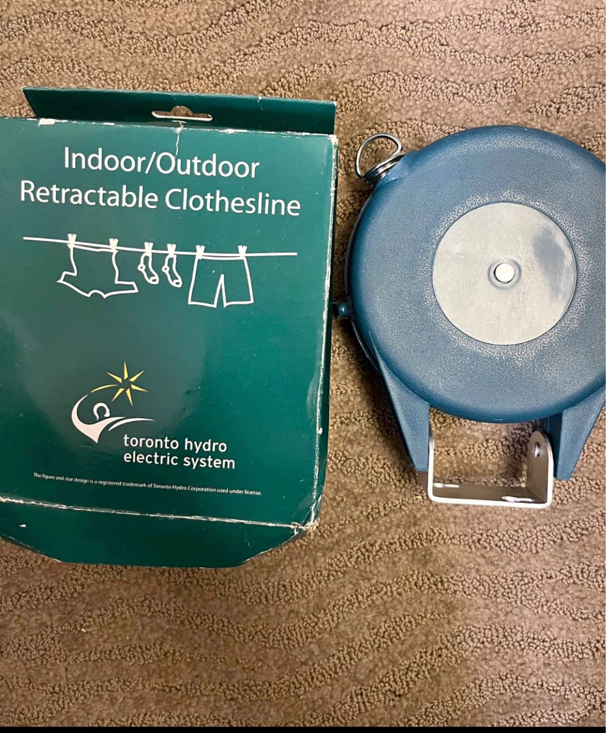 Indoor/Outdoor Retractable Clothesline