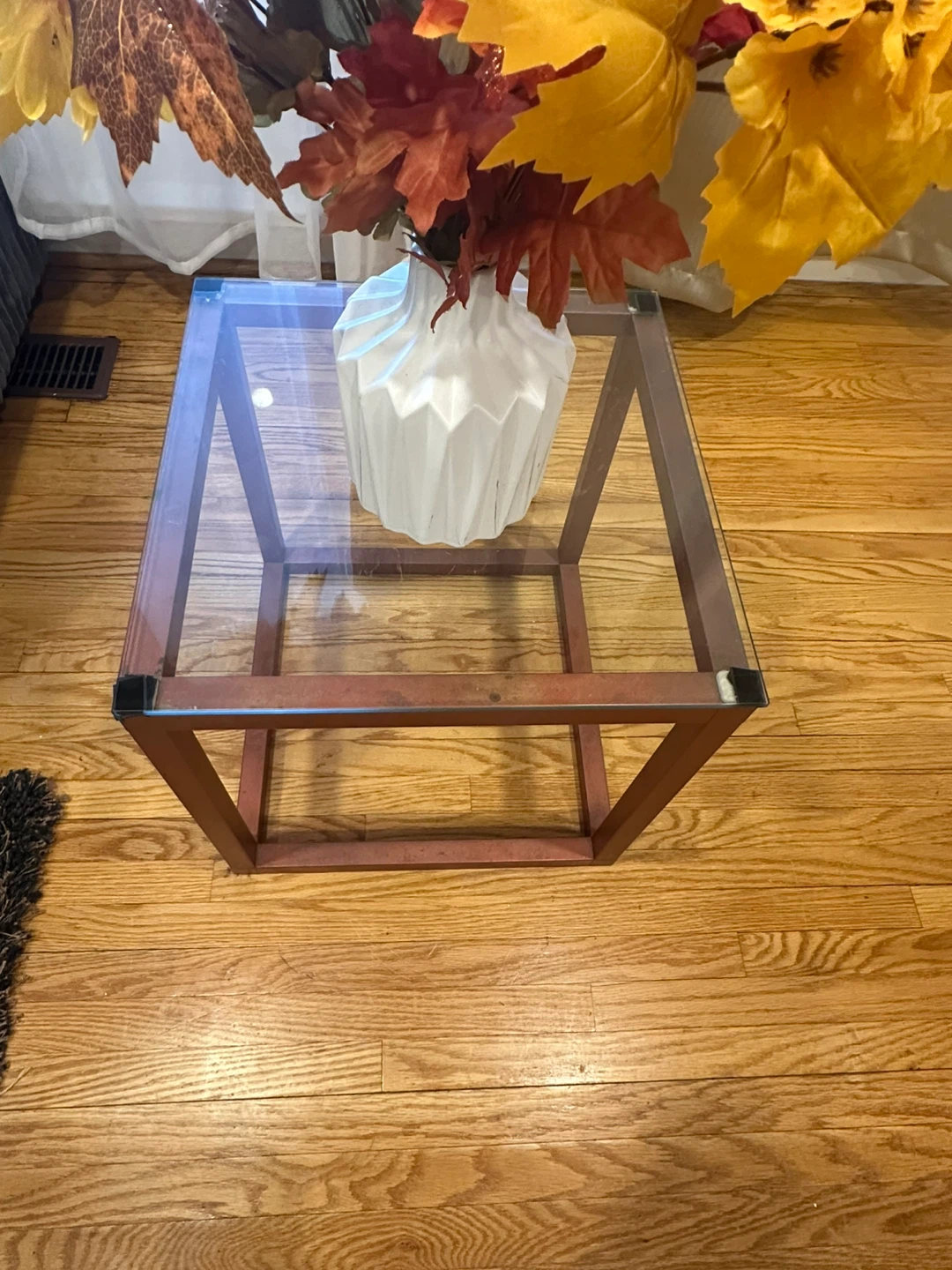 Side Table with Glass Top - photo 4