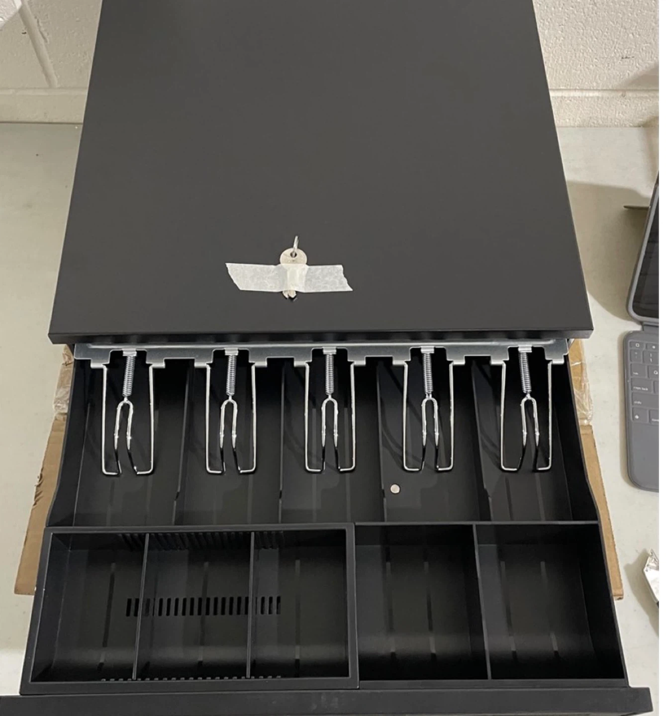 Cash Drawer - photo 2