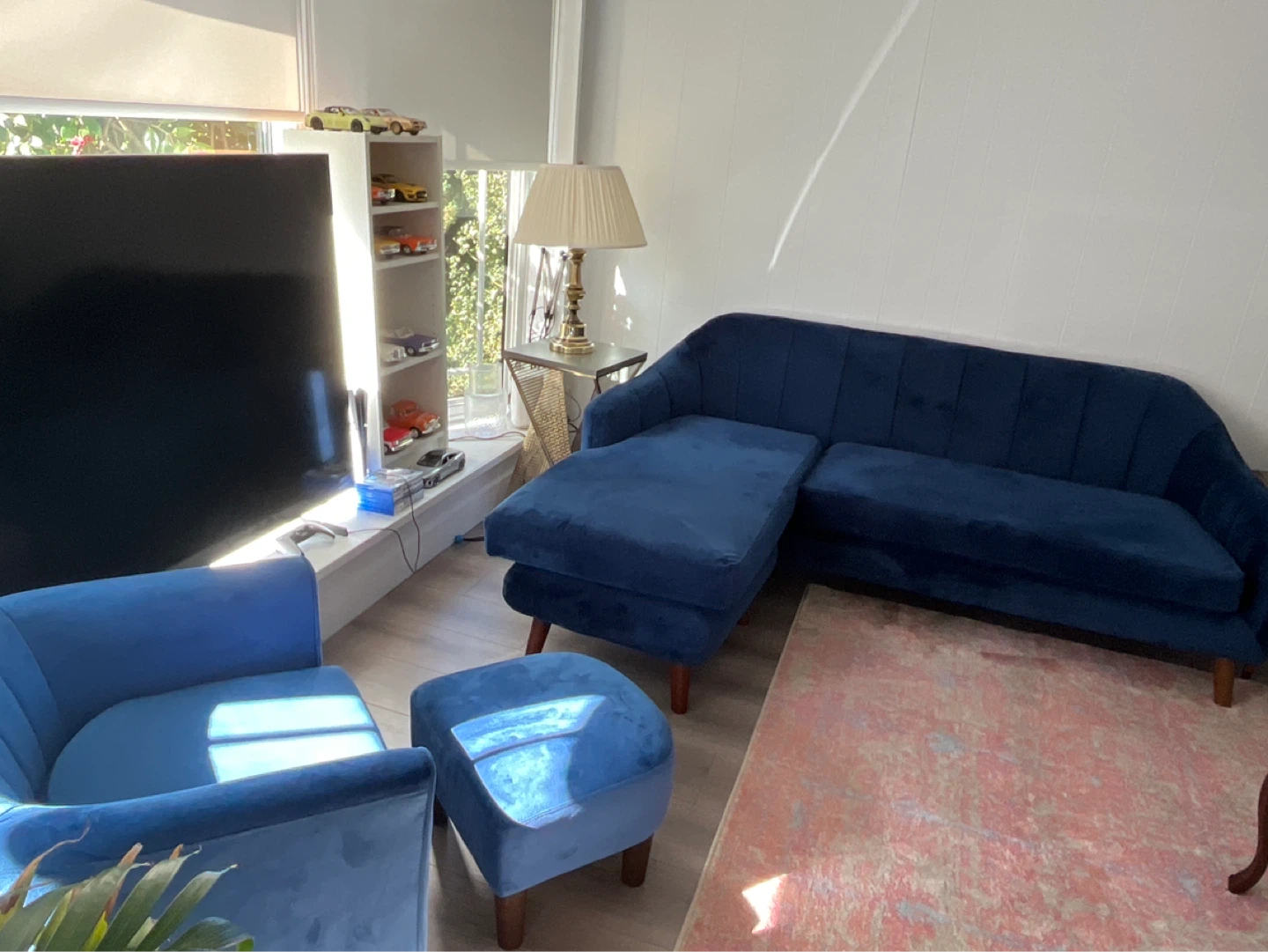 Blue Velvet Accent Chair with Ottoman - photo 4