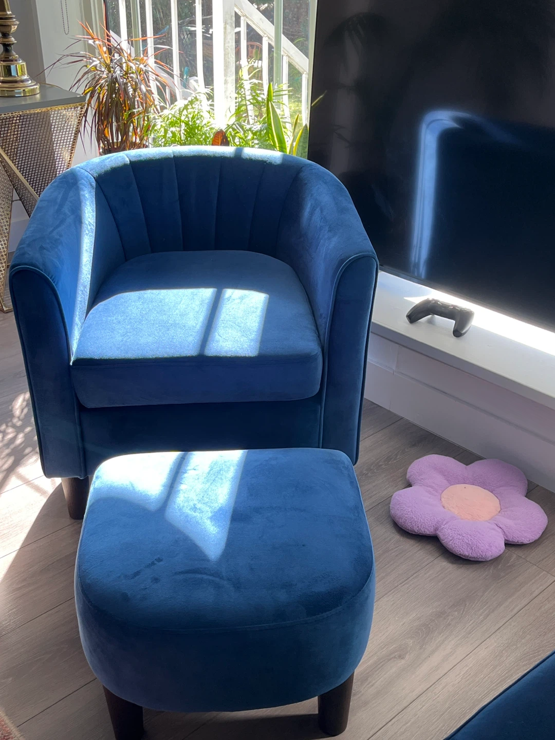 Blue Velvet Accent Chair with Ottoman - photo 2