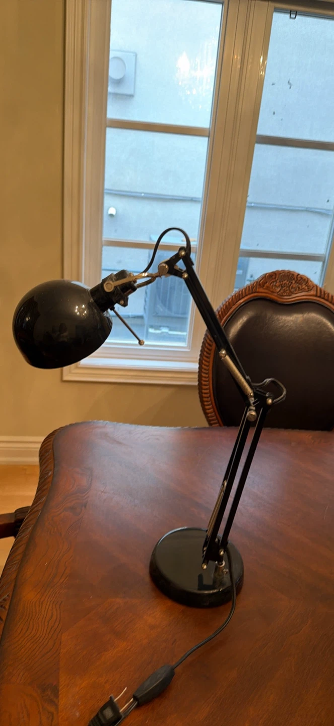 Black Metal Swing Arm Desk Lamp