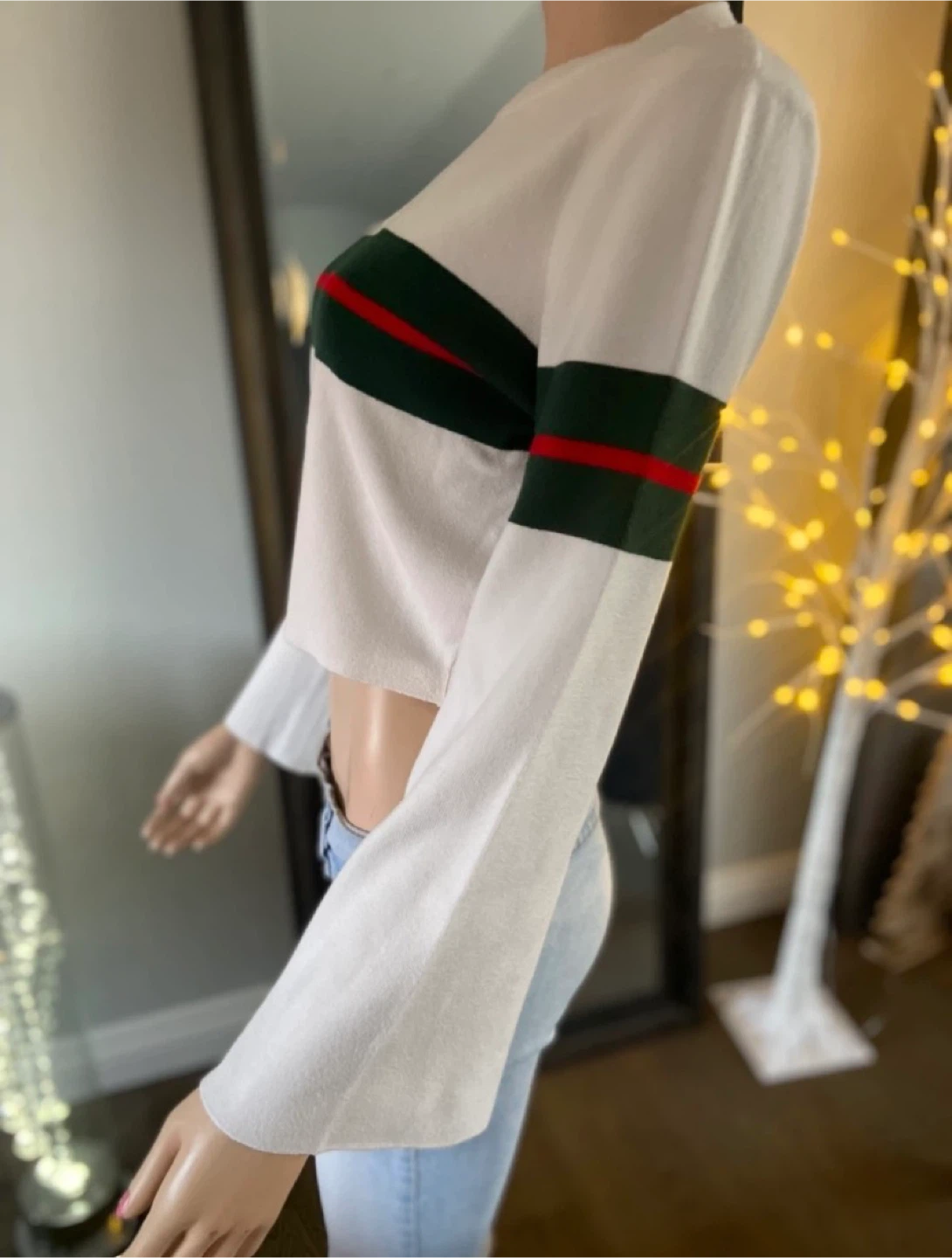 EUC Cream Cropped Sweater w Stripes by Paper Heart L - photo 5