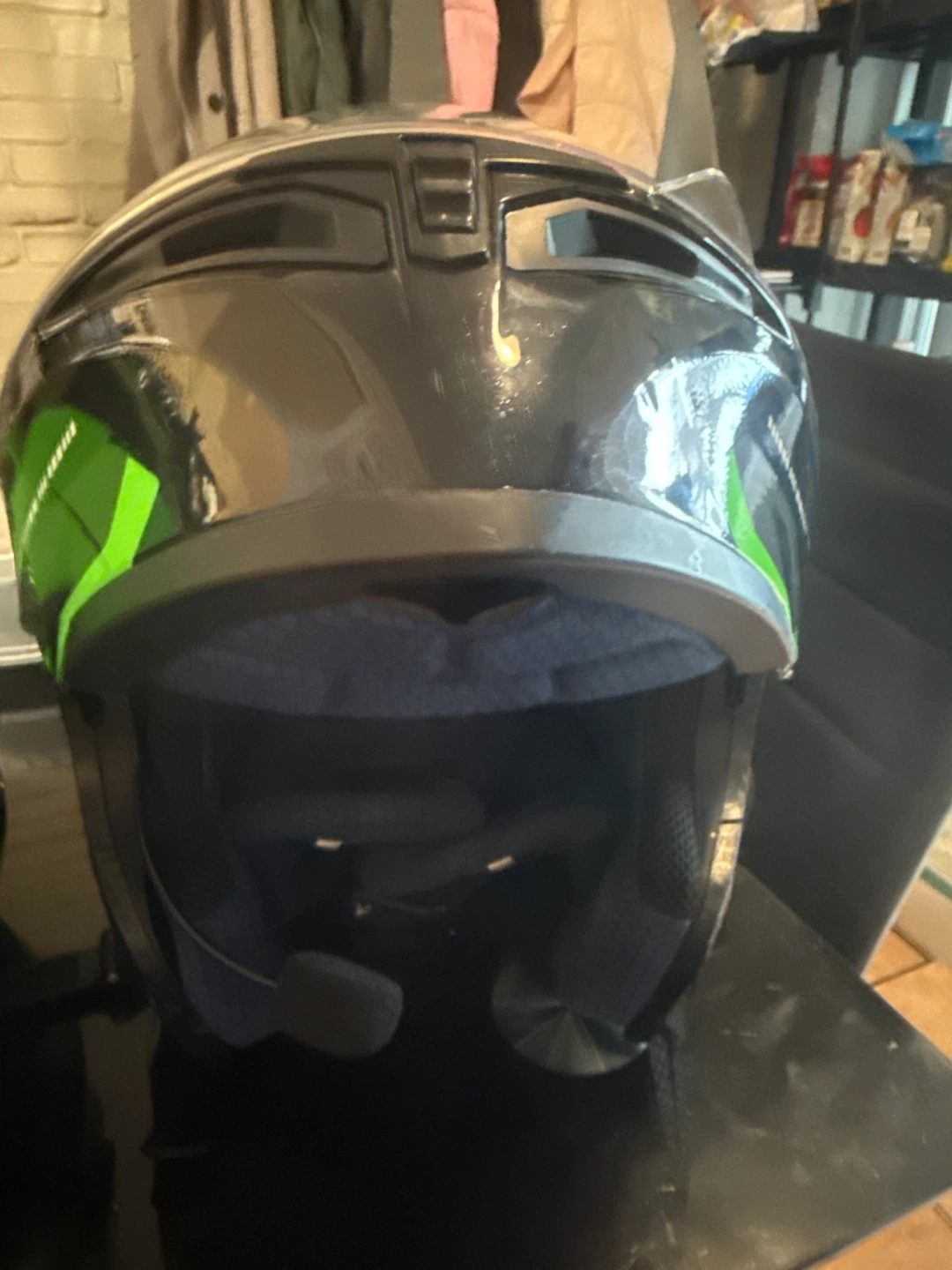Bell Motorcycle Helmet - photo 2