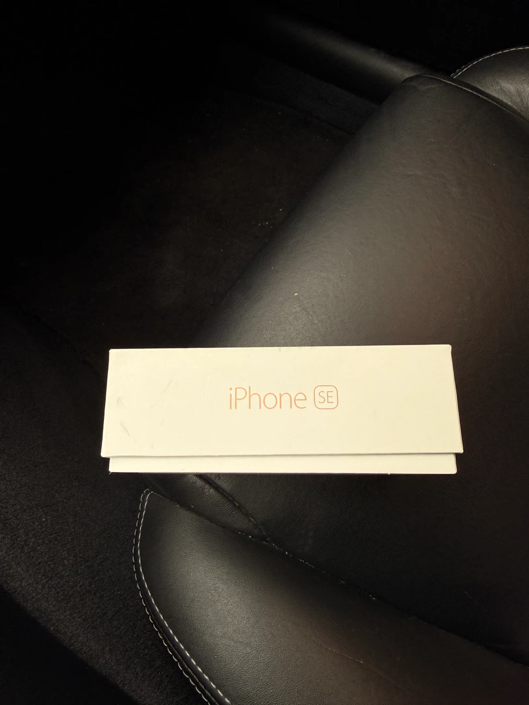 iPhone SE (Rose Gold) - photo 4