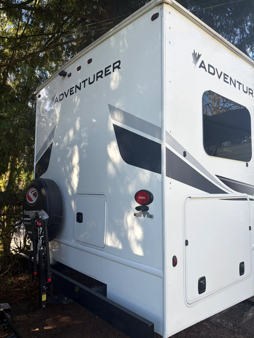 Adventurer RV Camper - photo 5