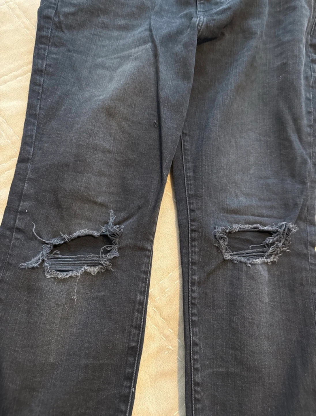 H&M Skinny Fit Black Ripped Jeans Size 36/32 - photo 3