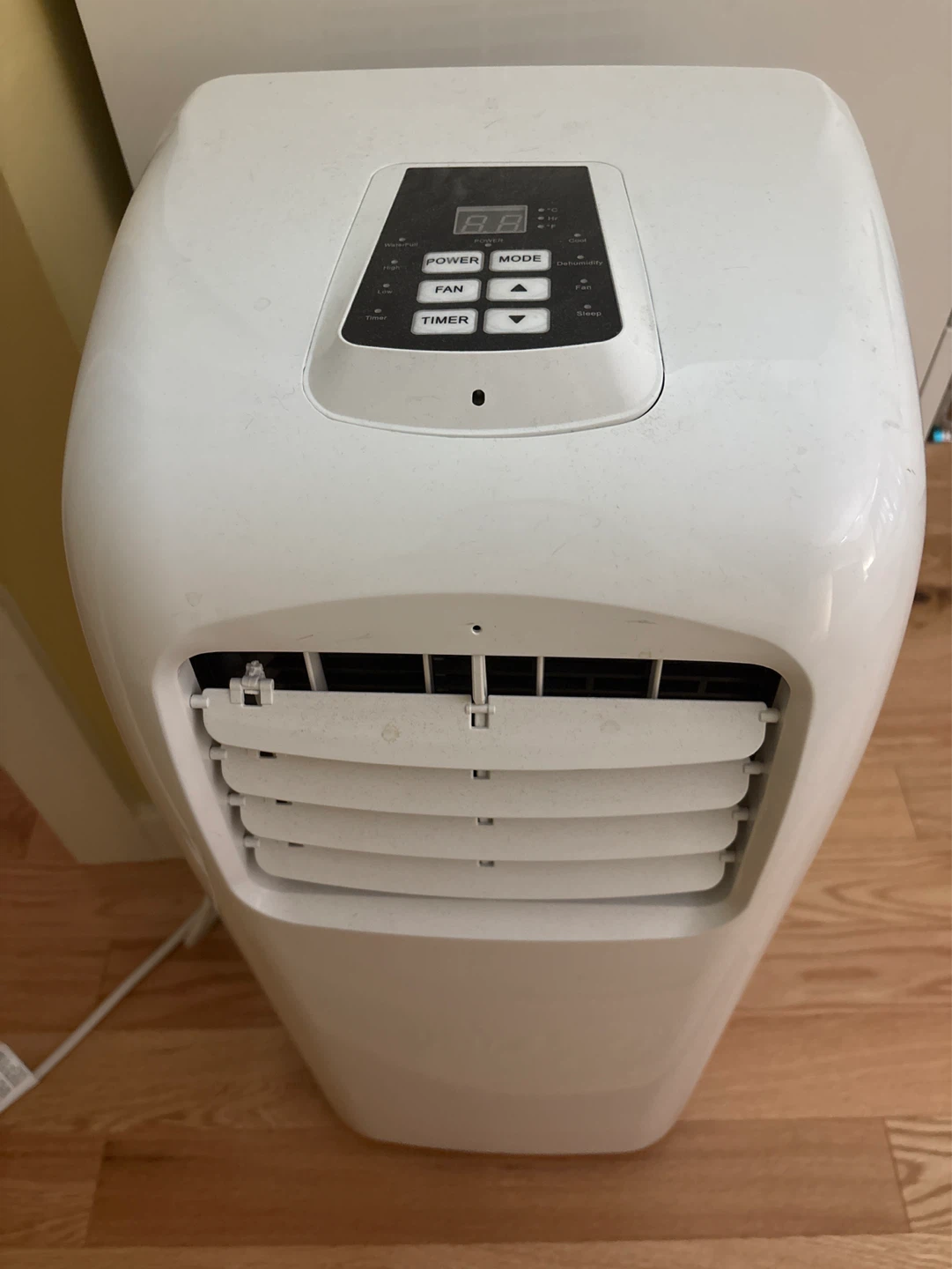 White Portable Air Conditioner/Dehumidifier