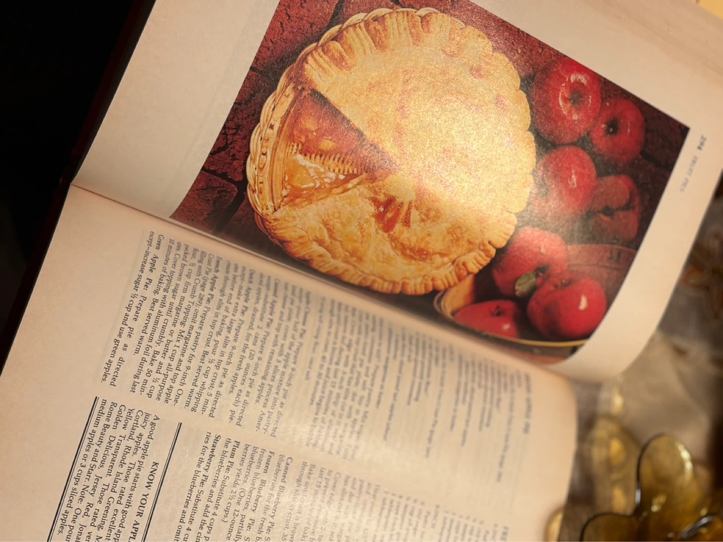 Vintage Betty Crocker's Cookbook - photo 4