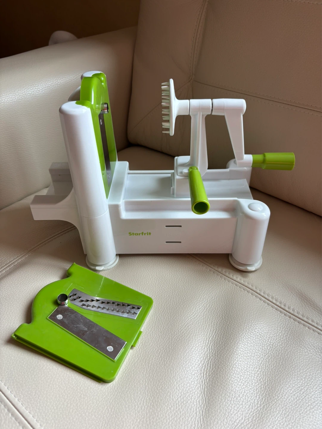 Starfrit Pro Spiralizer with 2 Blade attachments