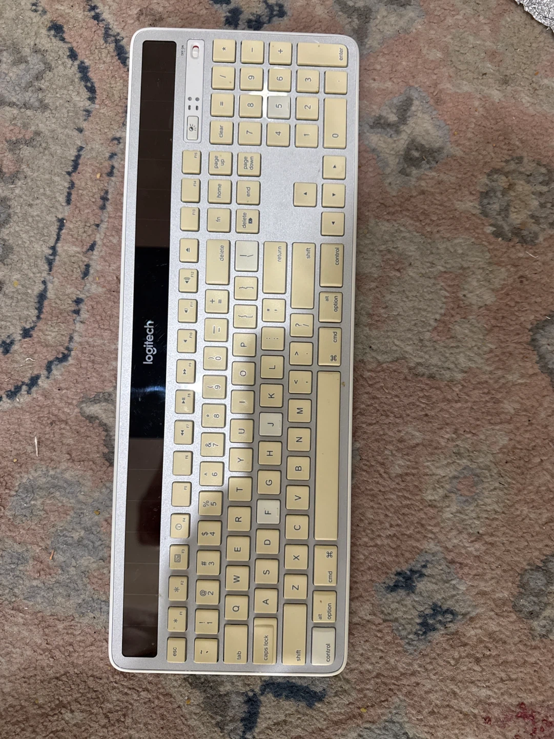 Logitech K750 Wireless Solar Keyboard